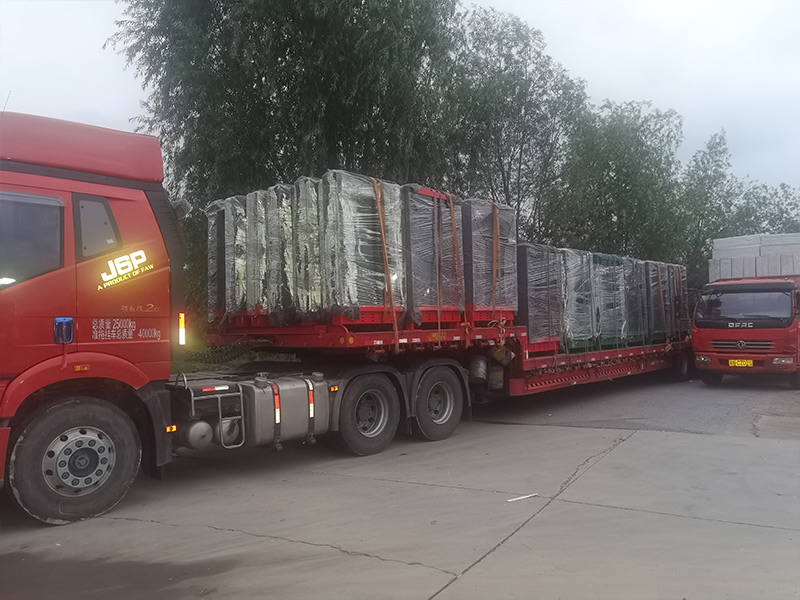 吉林通化路名牌燈箱100臺，第八車發(fā)貨！